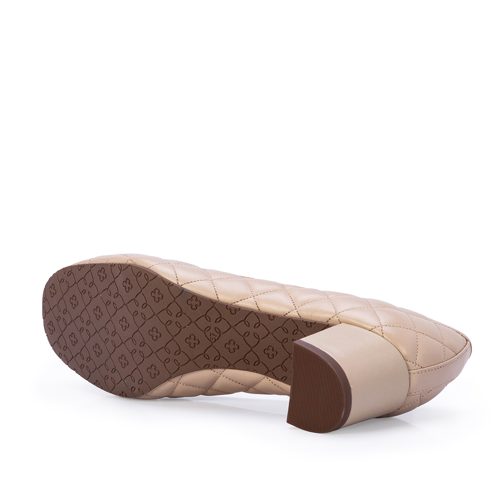 SCARPIN SALTO M&Eacute;DIO COURO NUDE SEDA MATELASS&Ecirc; image number 3