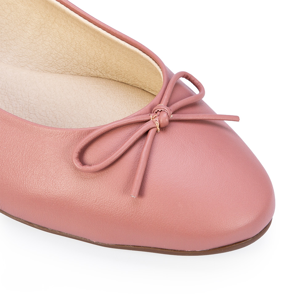 SAPATILHA ROSA MALVA DE COURO LA&Ccedil;O image number 2