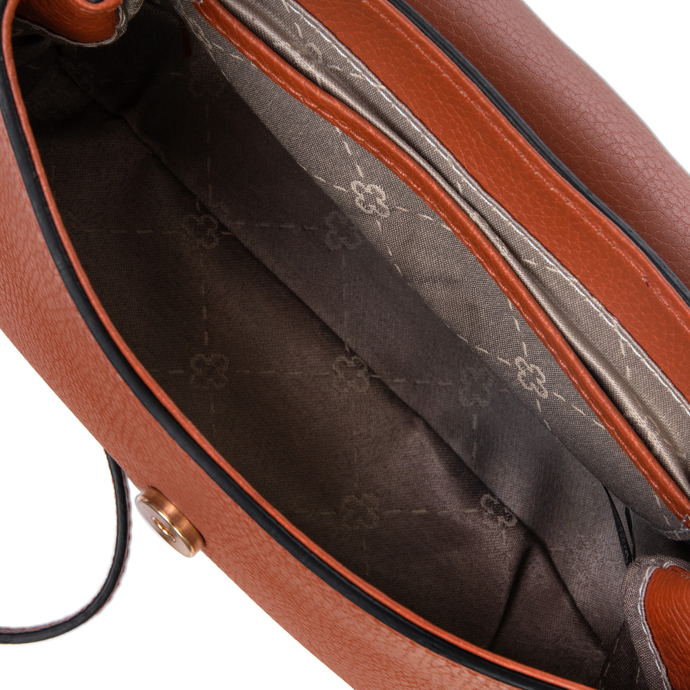 BOLSA COURO CARAMELO AL&Ccedil;A TRANSVERSAL image number 4