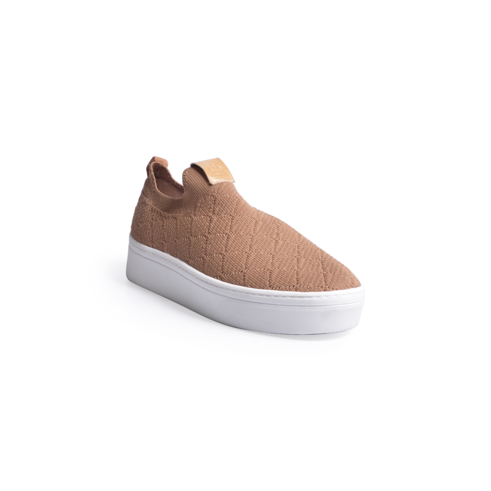 TÊNIS FEMININO SLIP ON KNIT MATELASSÊ BEGE image number 2