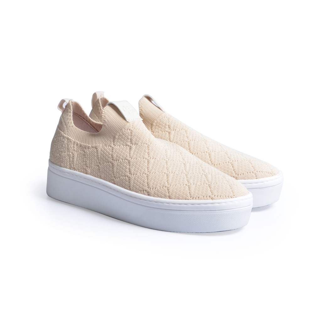 T&Ecirc;NIS FEMININO SLIP ON KNIT MATELASS&Ecirc; BEGE R&Aacute;FIA image number 1