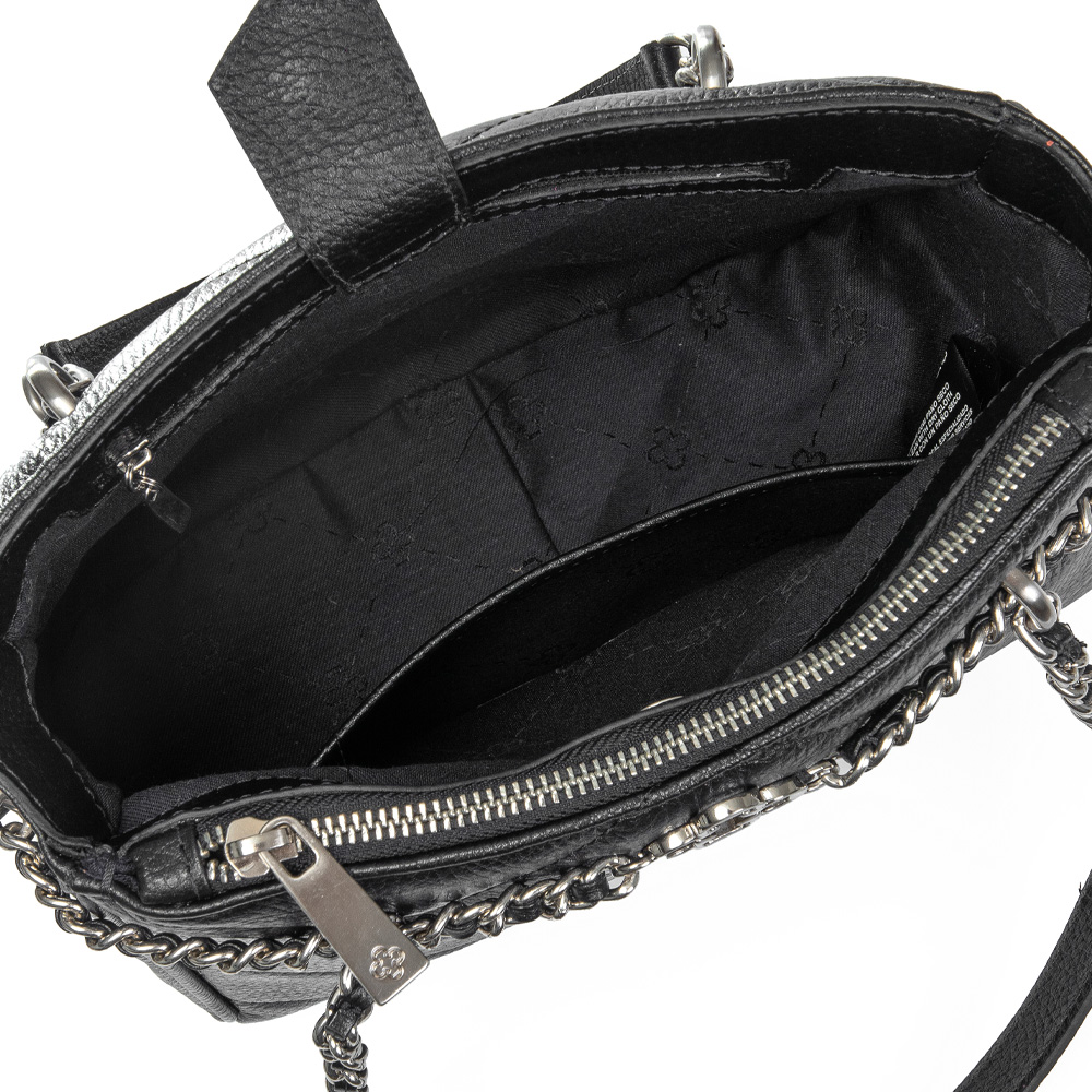 BOLSA PRETA M&Eacute;DIA DE COURO TOTE image number 4