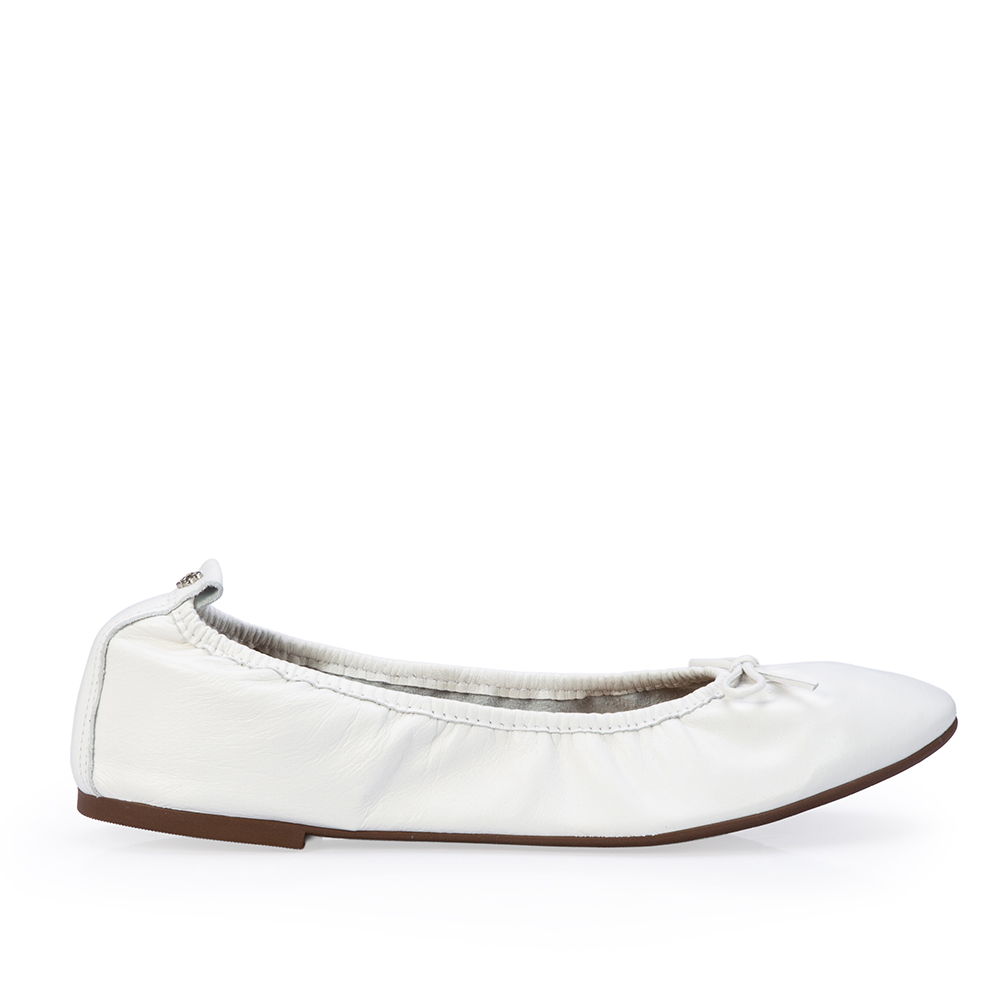 SAPATILHA BRANCA LA&Ccedil;O DE COURO image number 0