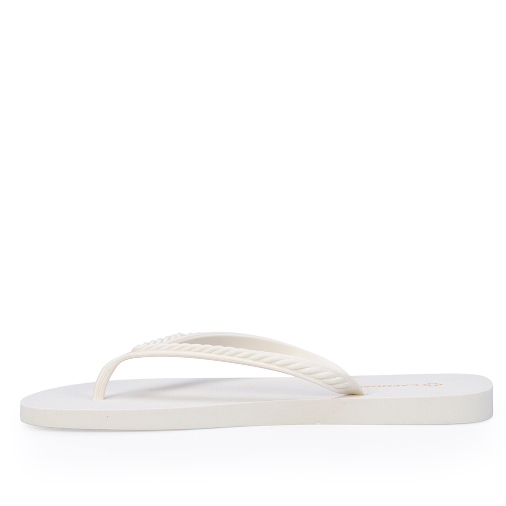 CHINELO DE DEDO BRANCO image number 2