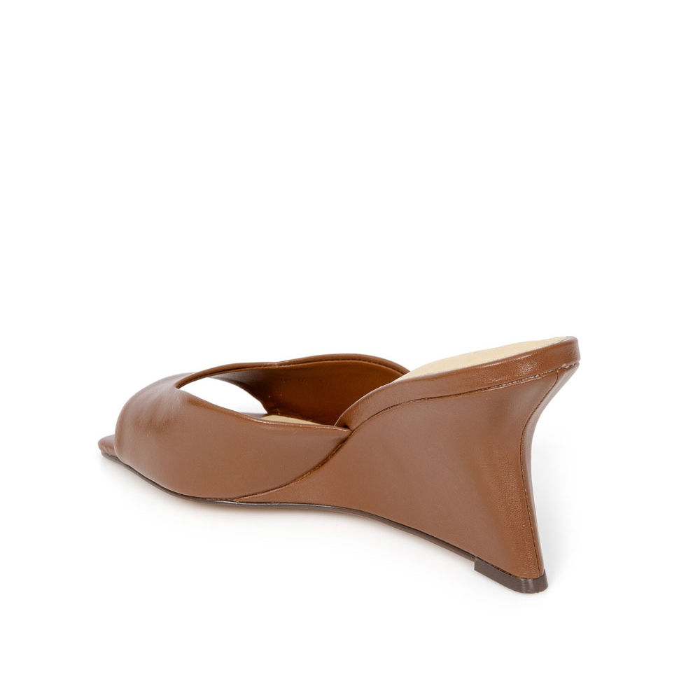 MULE SALTO ANABELA CARAMELO DE COURO MOGNO image number 2