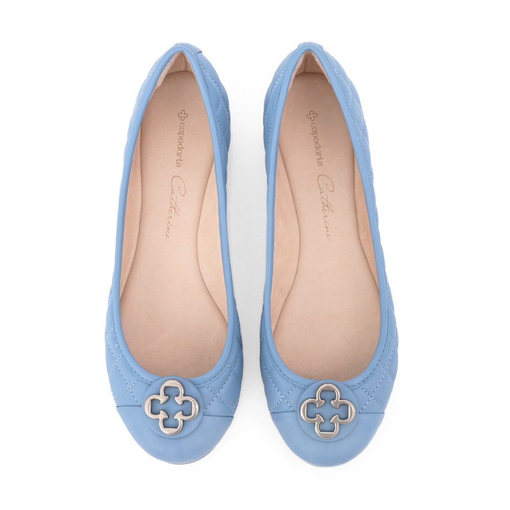 SAPATILHA CATHERINE AZUL CHIARO COURO MATELASSÊ image number 4