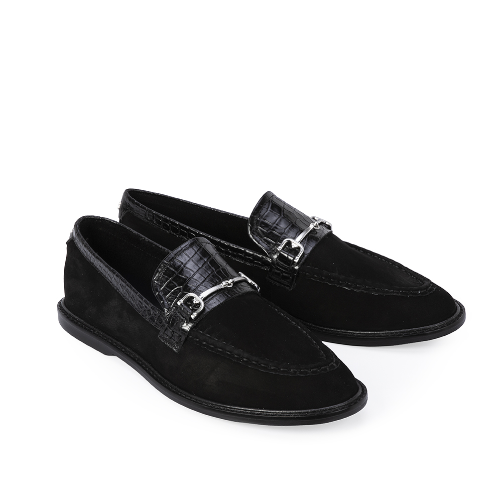 LOAFER MOCASSIM PRETO DE COURO BRID&Atilde;O image number 1