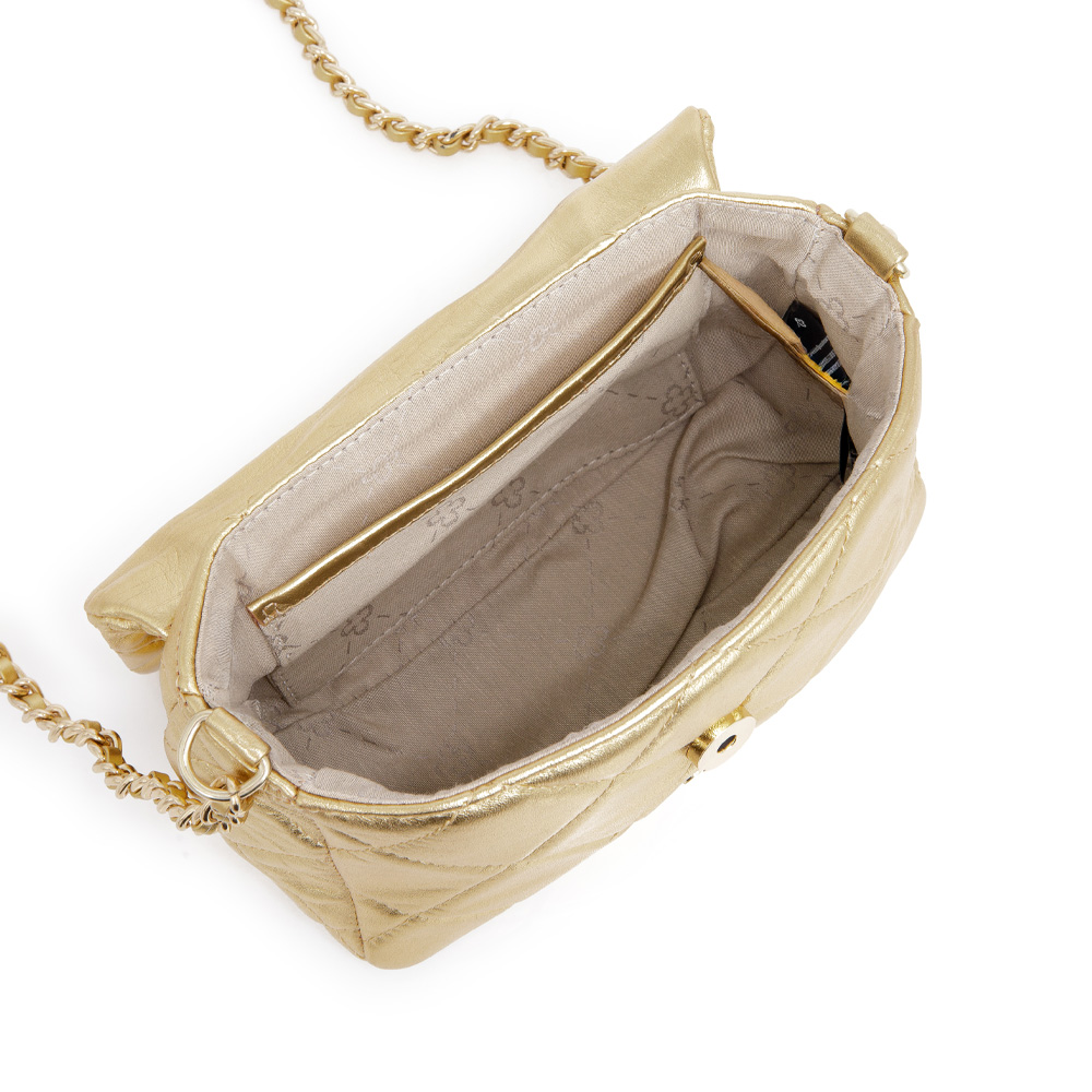 BOLSA PEQUENA DOURADA DE COURO MATELASS&Ecirc; AL&Ccedil;A CORRENTE image number 4