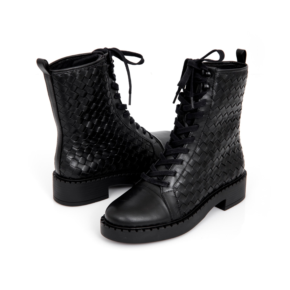 BOTA COTURNO PRETA COURO TRESSÊ image number 3