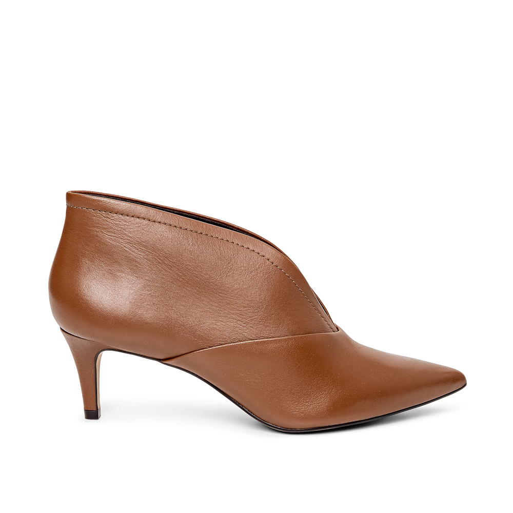 BOTA CANO CURTO CARAMELO DE COURO image number 0