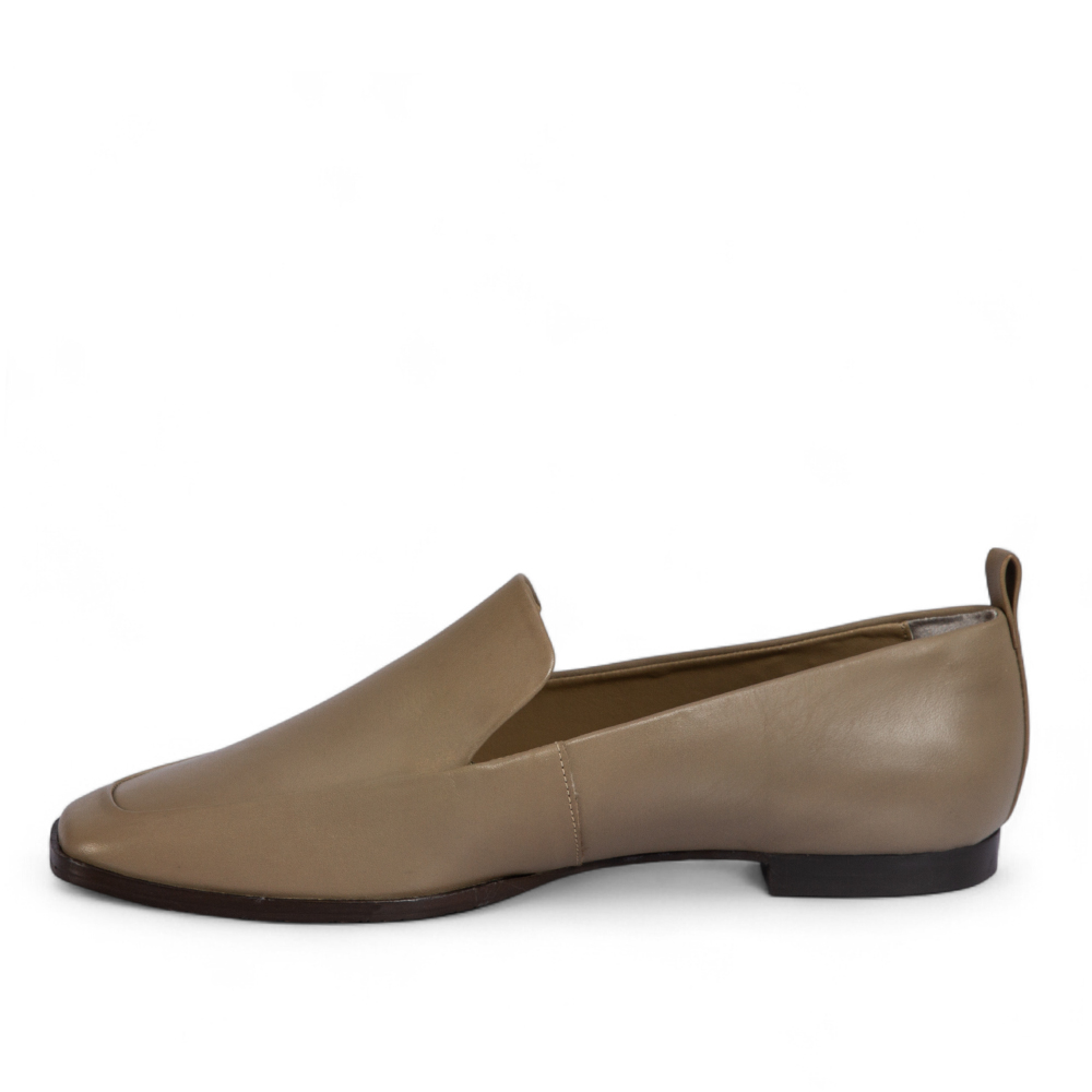 LOAFER MOCASSIM  VERDE ALBERO DE COURO BICO QUADRADO image number 2