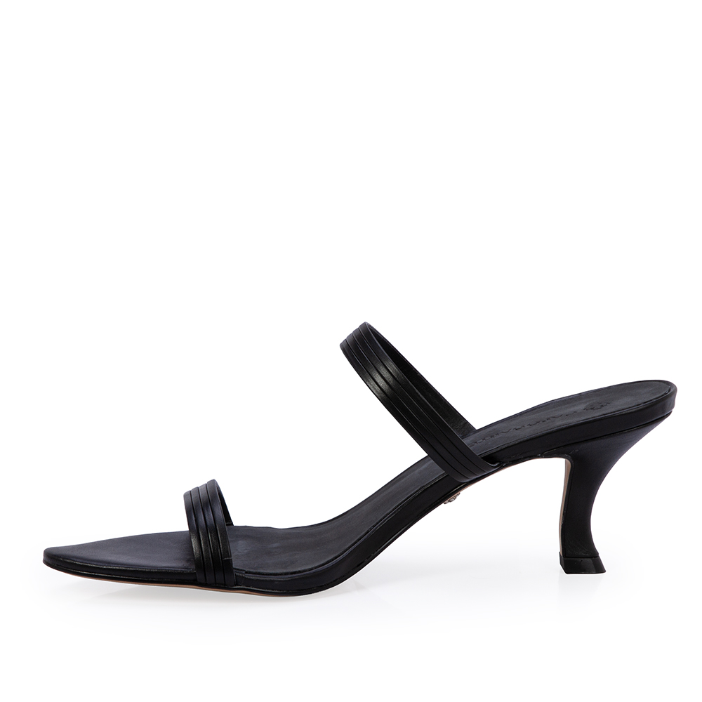 MULE SALTO M&Eacute;DIO PRETA DE COURO image number 2