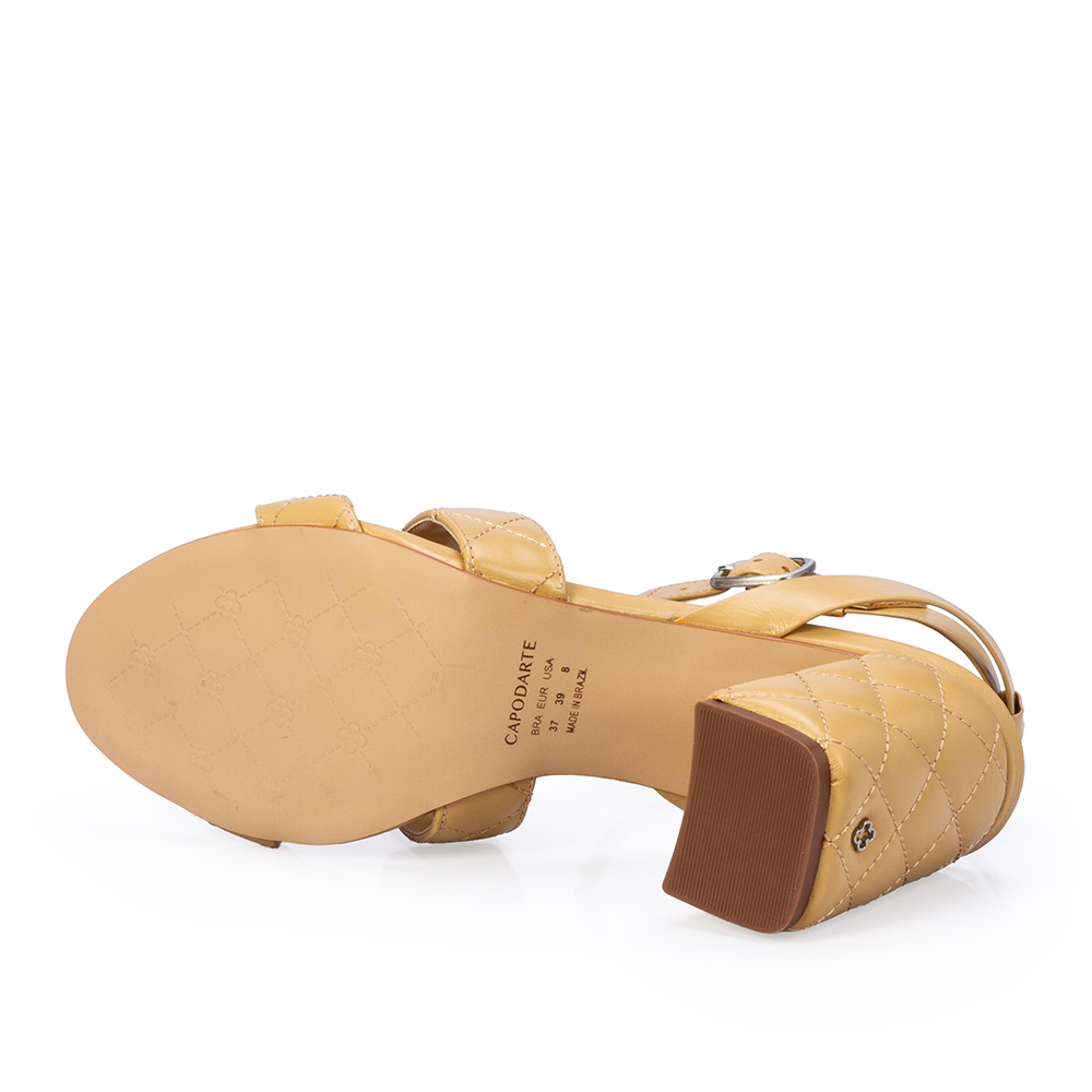 SAND&Aacute;LIA SALTO M&Eacute;DIO BEGE SAVANA DE COURO MATELASS&Ecirc; image number 3