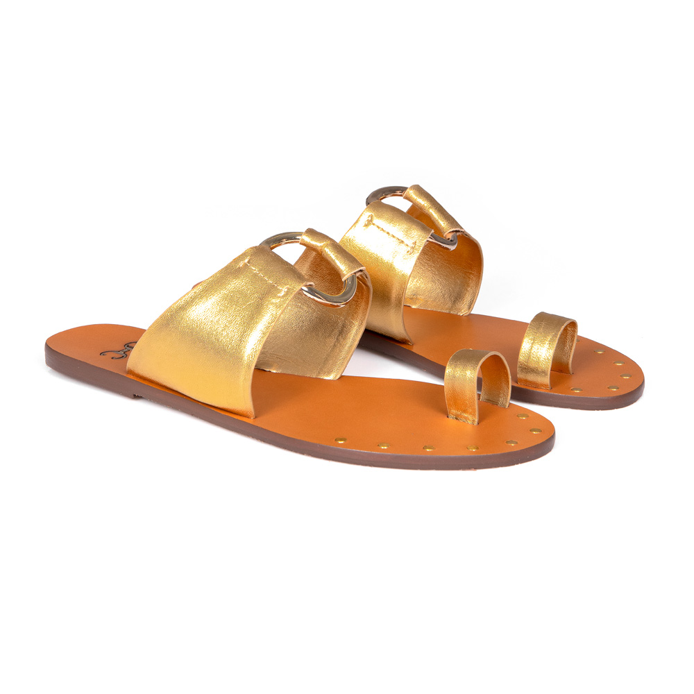 CHINELO RASTEIRO DOURADO METALIZADO DE COURO ARGOLA image number 1