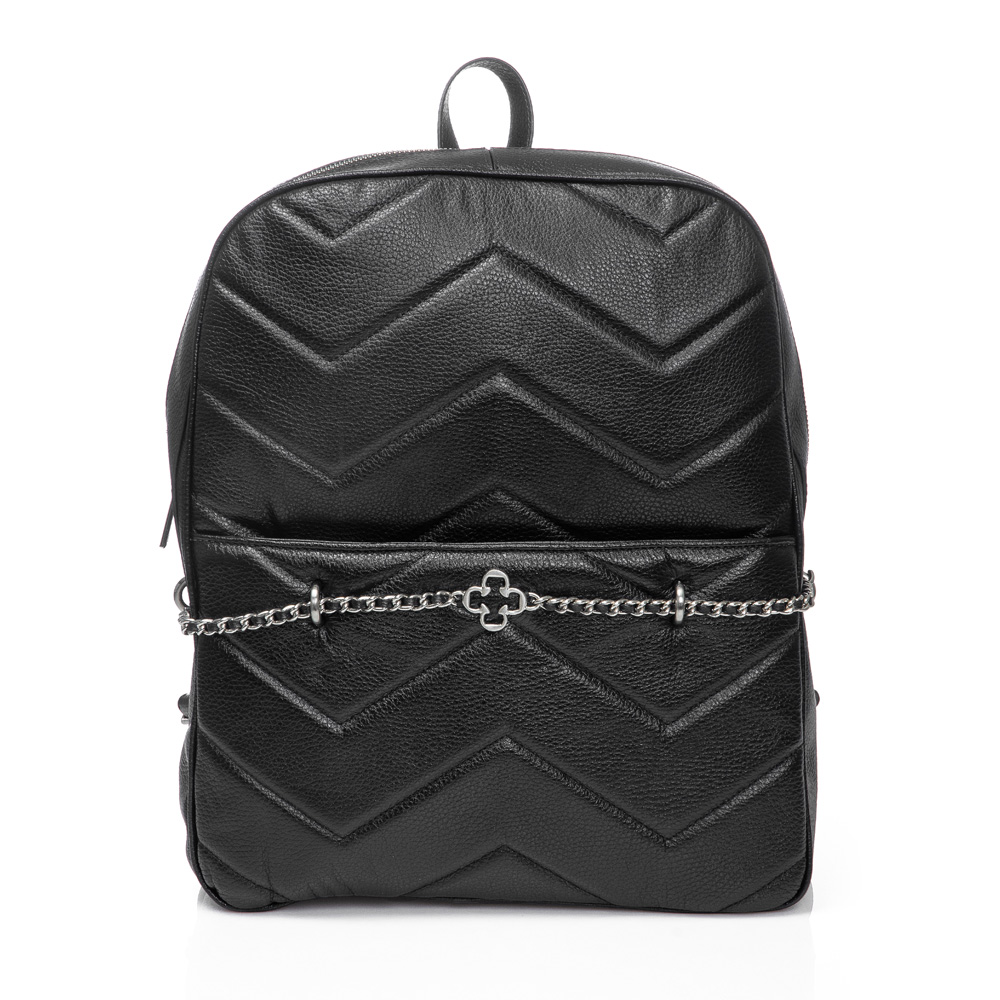 MOCHILA FEMININA DE COURO PRETA DETALHE CORRENTE image number 0