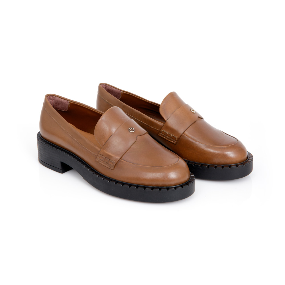 LOAFER MOCASSIM MARROM DE COURO SALTO BAIXO image number 1