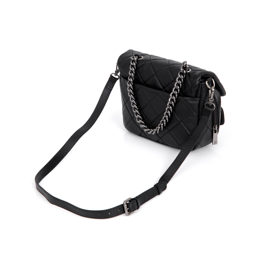 BOLSA TIRACOLO PRETA DE COURO MATELASS&Ecirc; image number 2