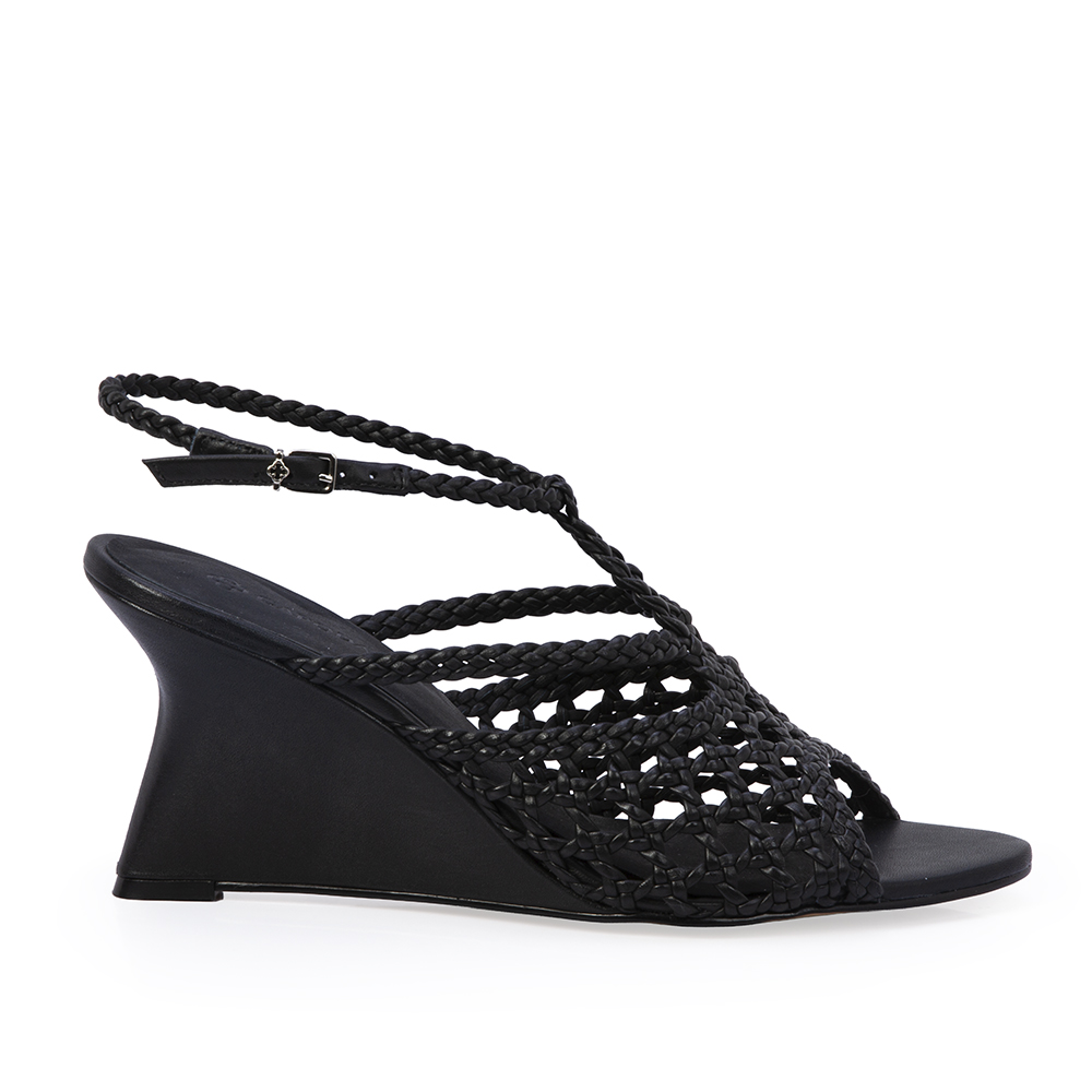 SAND&Aacute;LIA ANABELA COURO PRETA image number 0