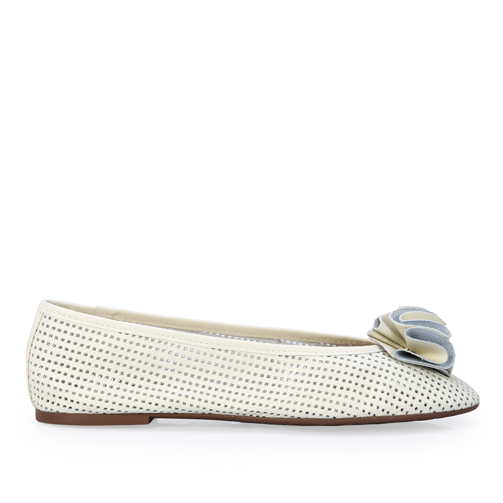 SAPATILHA BRANCA DUNA DE COURO VAZADO image number 0