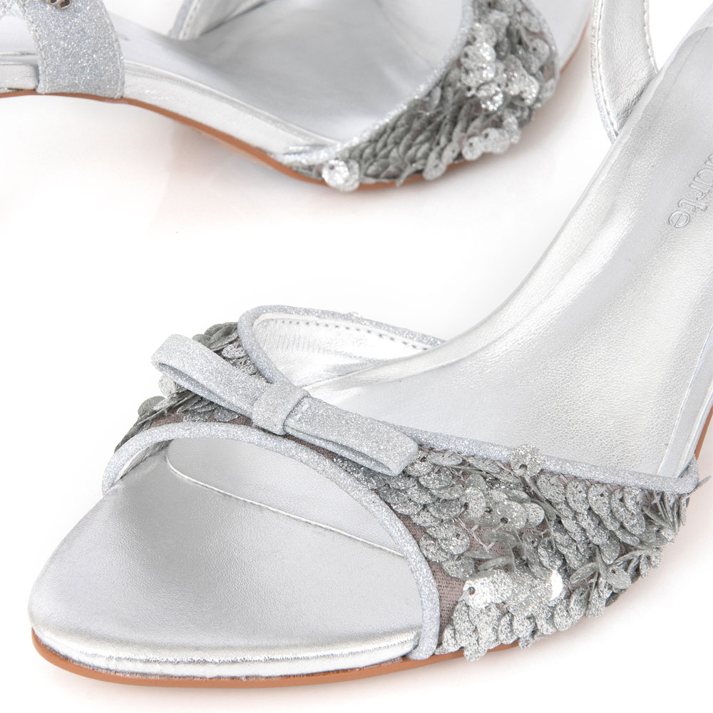 SAND&Aacute;LIA SALTO M&Eacute;DIO PRATA PAET&Ecirc; image number 3