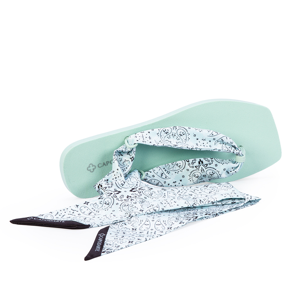 CHINELO DE DEDO LEN&Ccedil;O ESTAMPA PAISLEY VERDE image number 4