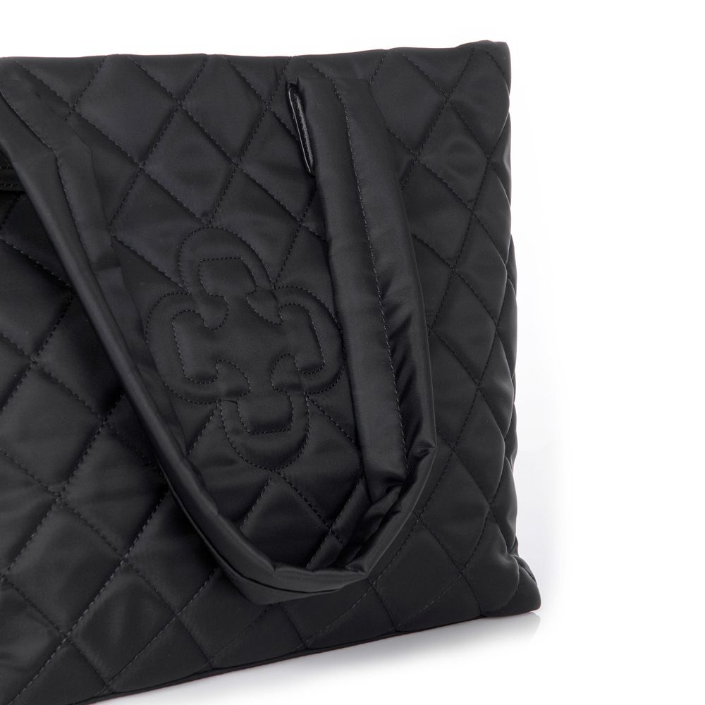 BOLSA PRETA NYLON MATELASS&Ecirc; SHOPPER image number 3