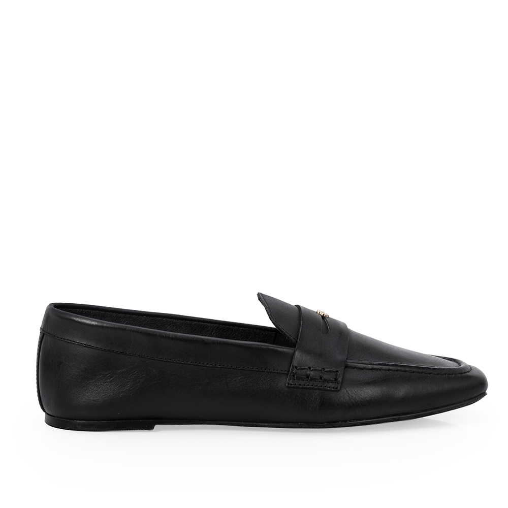 LOAFER MOCASSIM PRETO DE COURO BICO QUADRADO image number 0