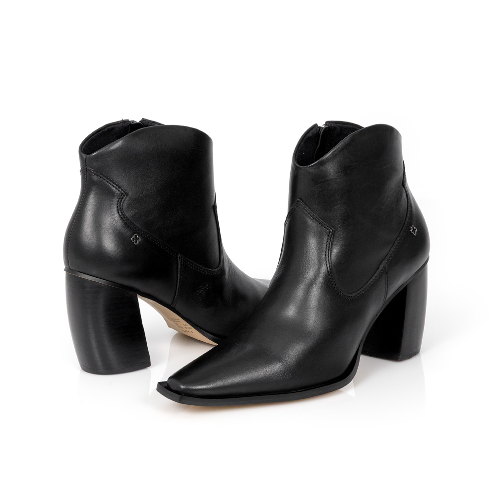 BOTA CANO CURTO PRETA DE COURO image number 3