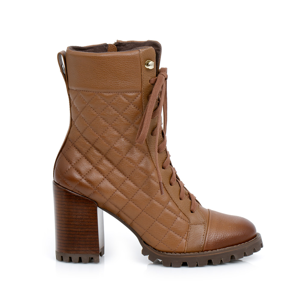 BOTA MARROM SALTO BLOCO DE COURO MATELASSÊ image number 0