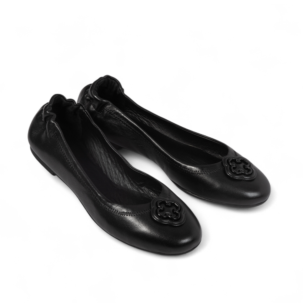 SAPATILHA INFANTIL PRETA DE COURO CATHERINE image number 1