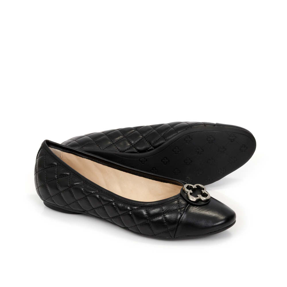 SAPATILHA CATHERINE MODERNIT&Aacute; PRETA DE COURO MATELASS&Ecirc; image number 3