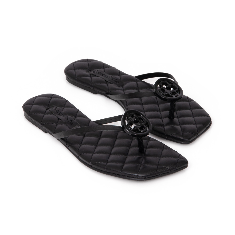 CHINELO PRETO BICO QUADRADO MATELASSÊ image number 1