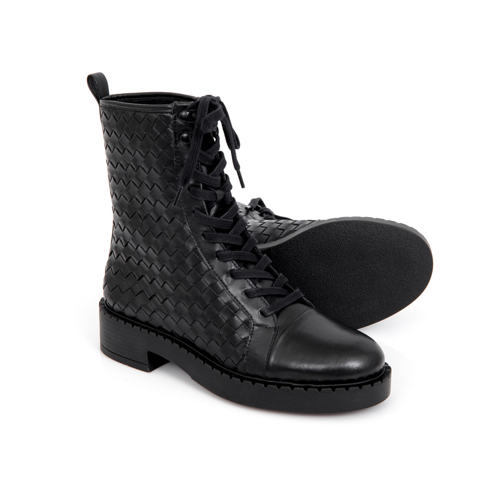 BOTA COTURNO PRETA COURO TRESS&Ecirc; image number 4