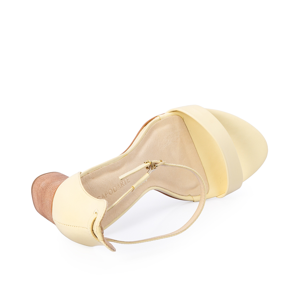 SAND&Aacute;LIA SALTO M&Eacute;DIO CREME BRULLE DE COURO image number 4