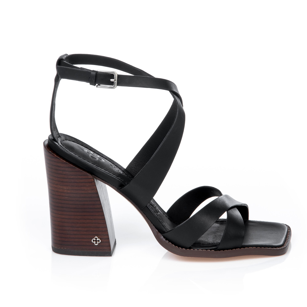 SANDÁLIA PRETA BICO QUADRADO DE COURO image number 0