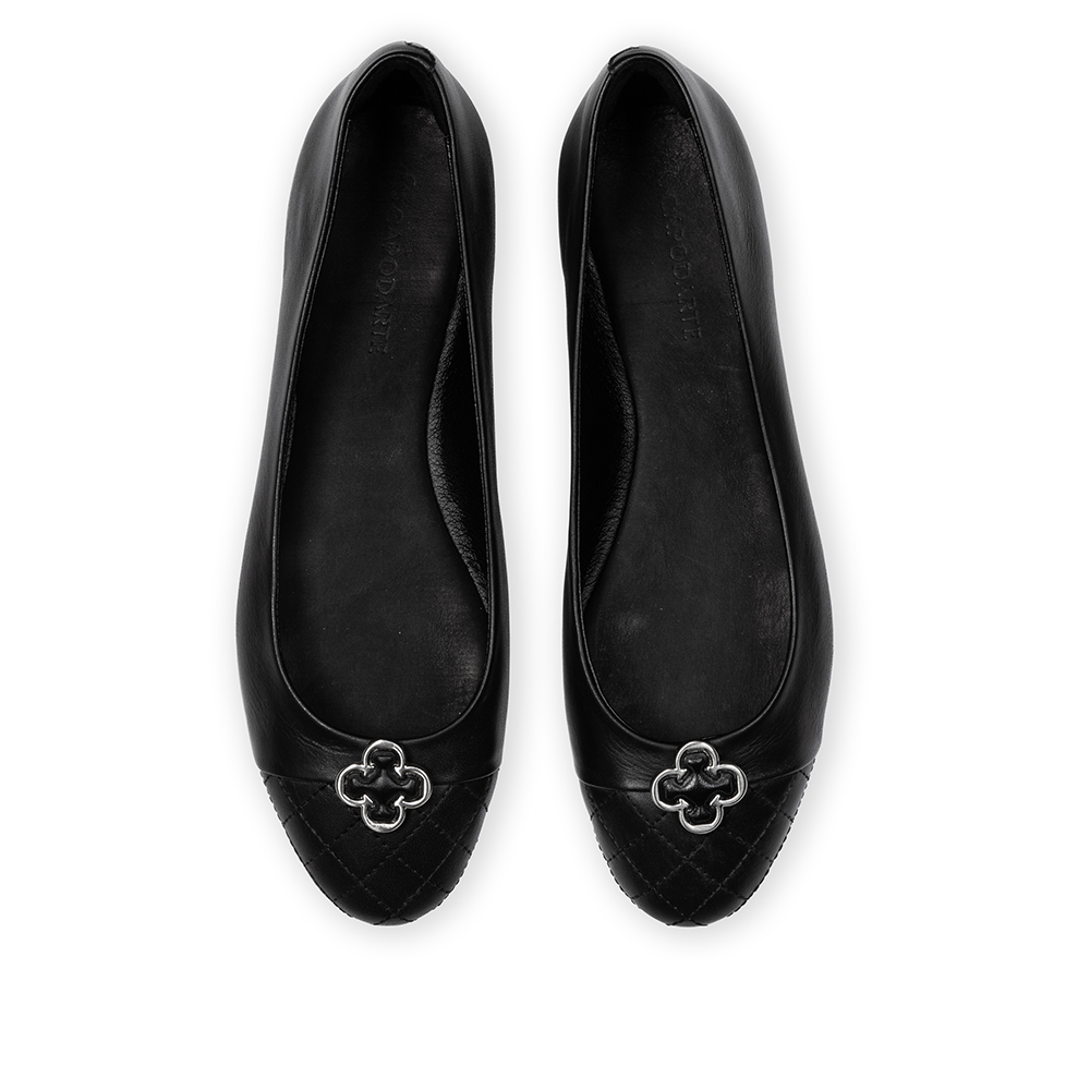 SAPATILHA PRETA DE COURO BICO REDONDO image number 4