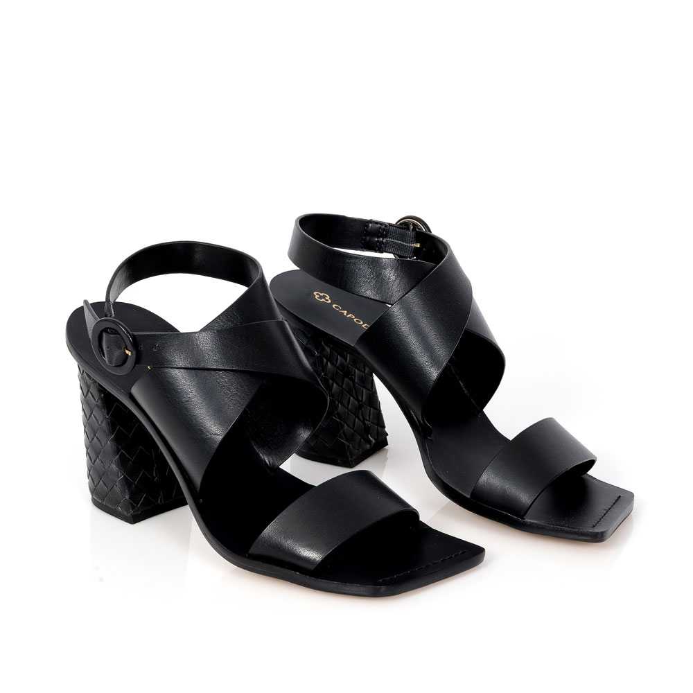 SAND&Aacute;LIA PRETA SALTO ALTO TRESS&Ecirc; DE COURO image number 1