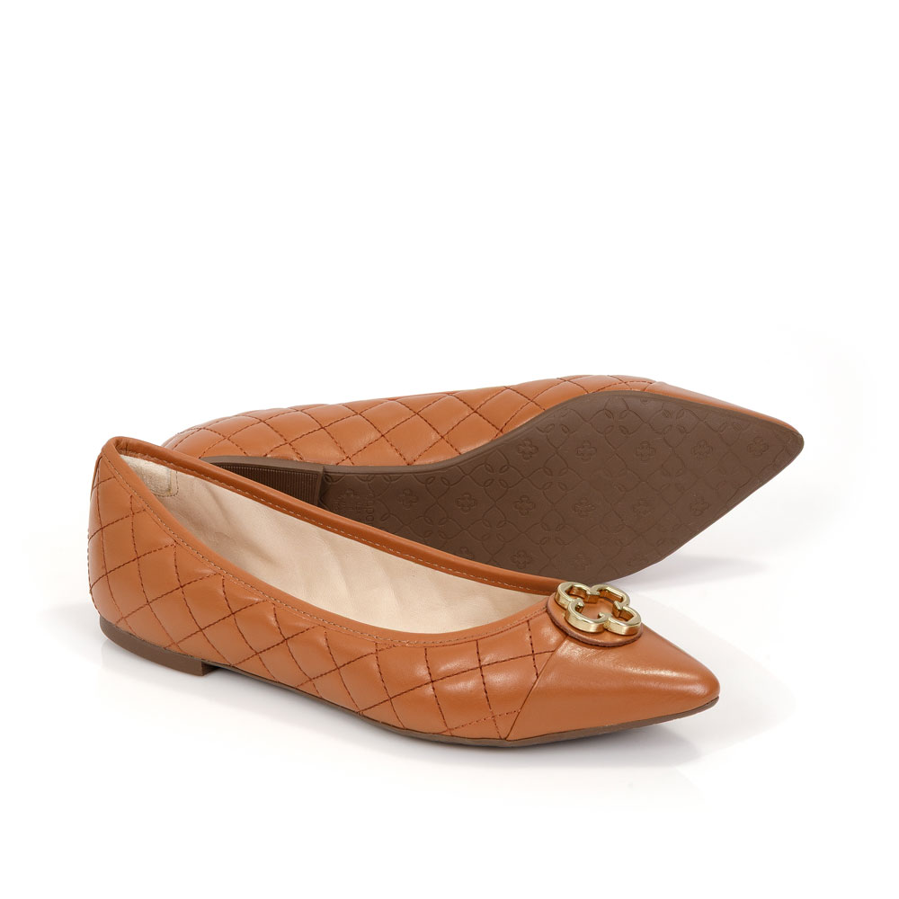 SAPATILHA CATHERINE BICO FINO DE COURO CARAMELO CAMEL MATELASS&Ecirc; image number 3
