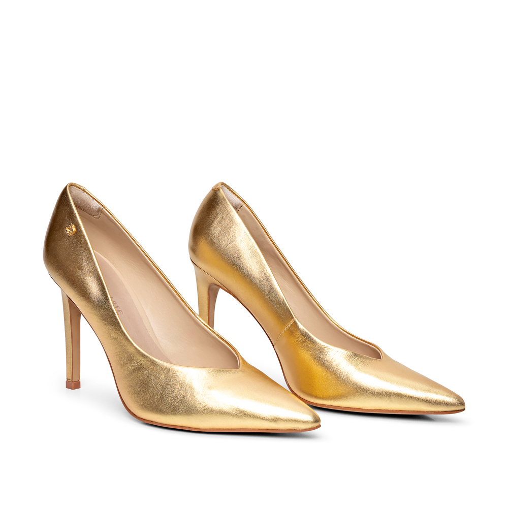 SCARPIN SALTO ALTO DOURADO METALIZADO DE COURO image number 1