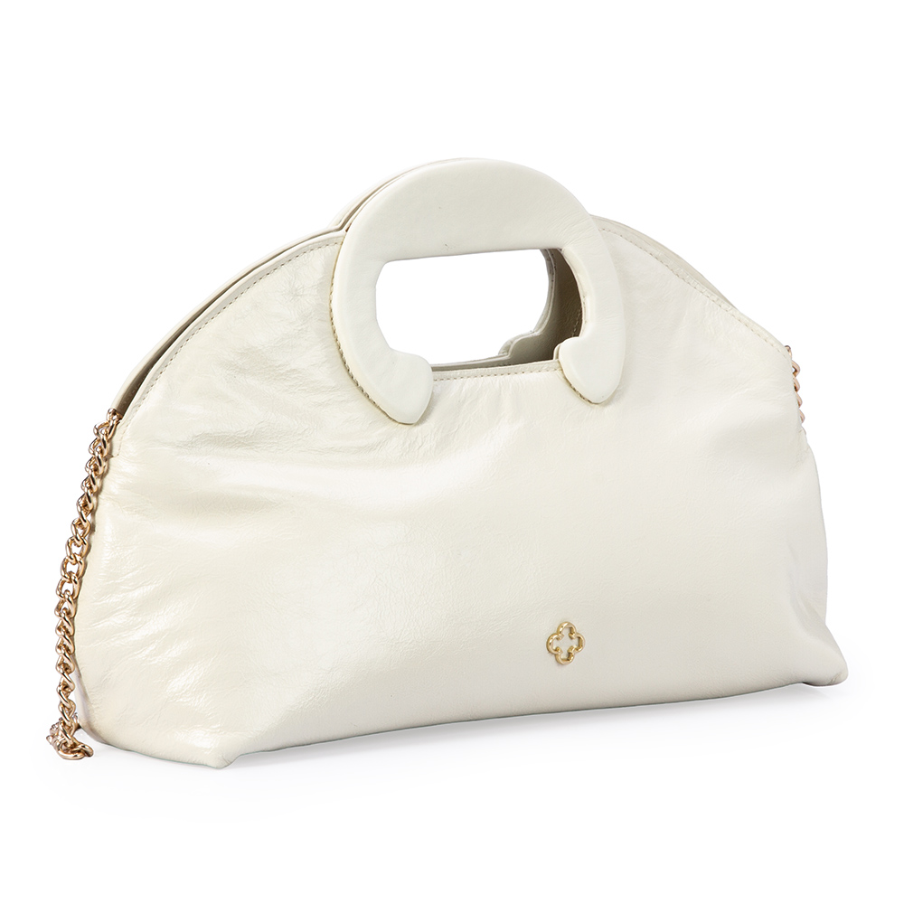 BOLSA CLUTCH BRANCA DUNA DE COURO COM AL&Ccedil;A CORRENTE image number 3