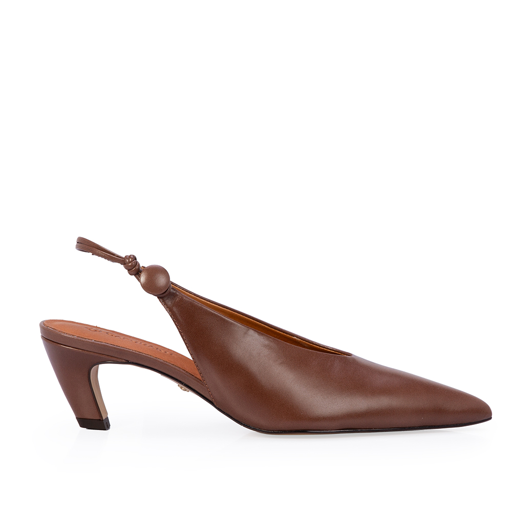 SCARPIN SLINGBACK COURO MARROM &Eacute;BANO image number 0