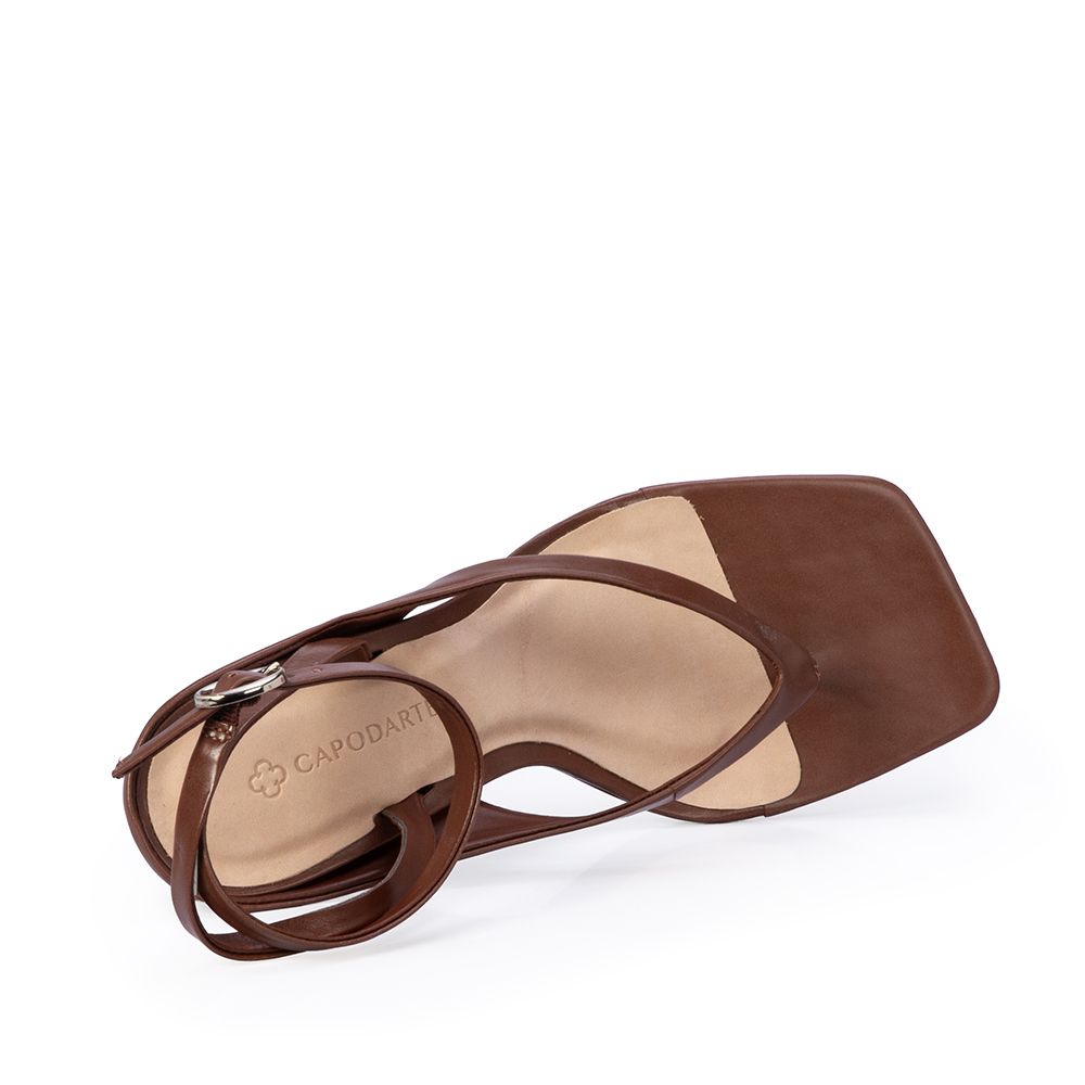 SAND&Aacute;LIA BICO QUADRADO MARROM &Eacute;BANO DE COURO image number 4