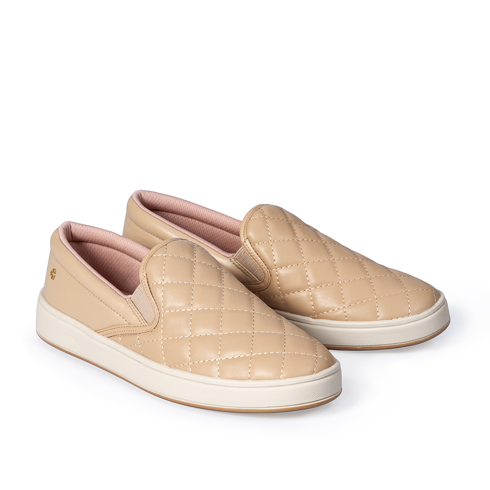 TÊNIS FEMININO SLIP ON NUDE SEDA MATELASSÊ image number 1
