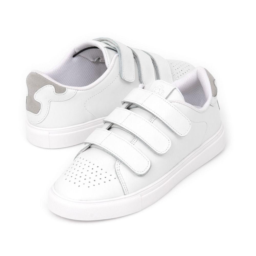 TÊNIS BRANCO DE COURO FECHO VELCRO image number 4