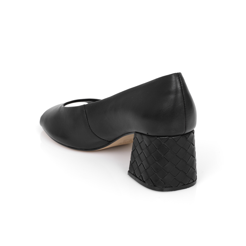 SAPATO PEEP TOE PRETO DE COURO SALTO BAIXO image number 2