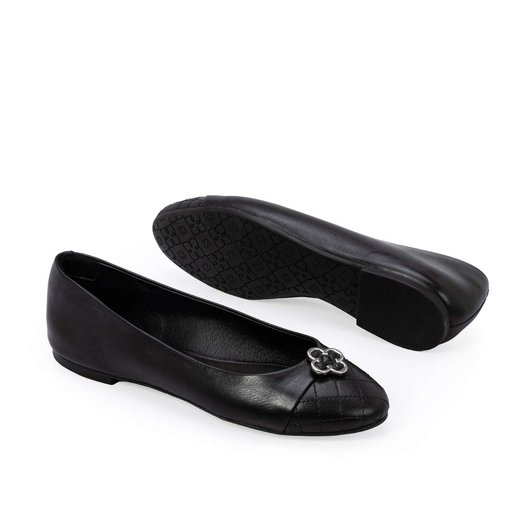 SAPATILHA PRETA DE COURO BICO REDONDO image number 3