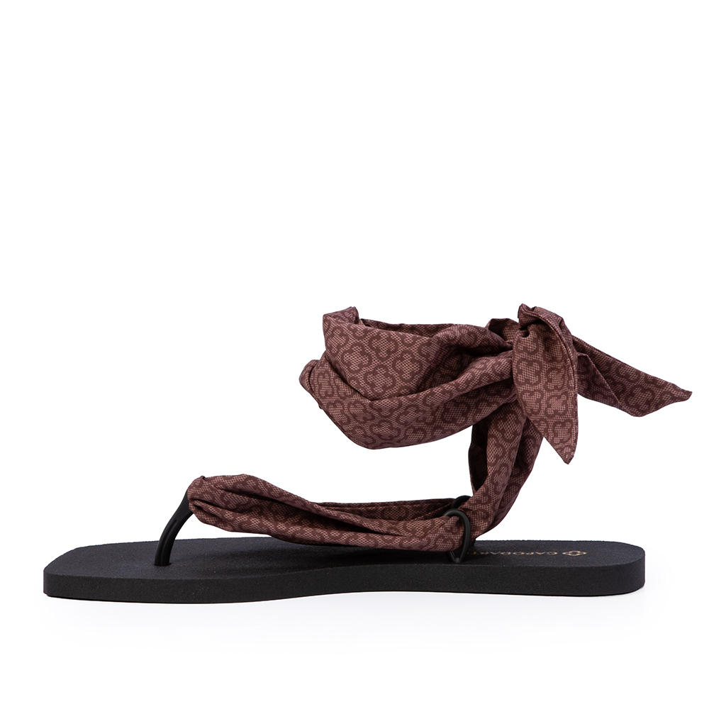 CHINELO PRETO COM LEN&Ccedil;O DE AMARRA&Ccedil;&Atilde;O MONOGRAMA image number 2