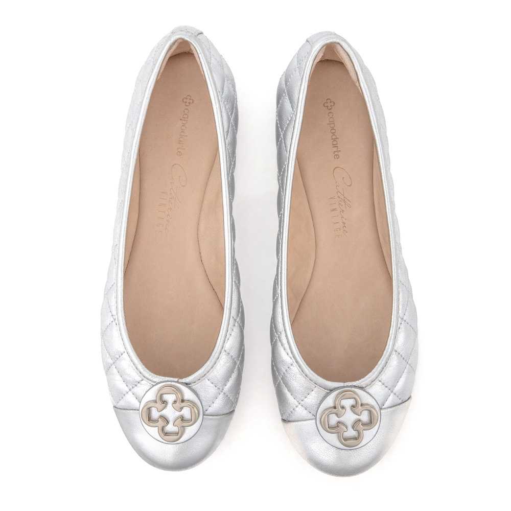 SAPATILHA CATHERINE VINTAGE DE COURO PRATA MATELASS&Ecirc; image number 4