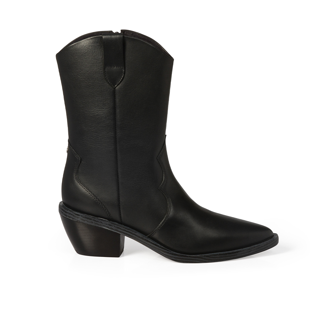 BOTA CANO M&Eacute;DIO PRETO DE COURO image number 0