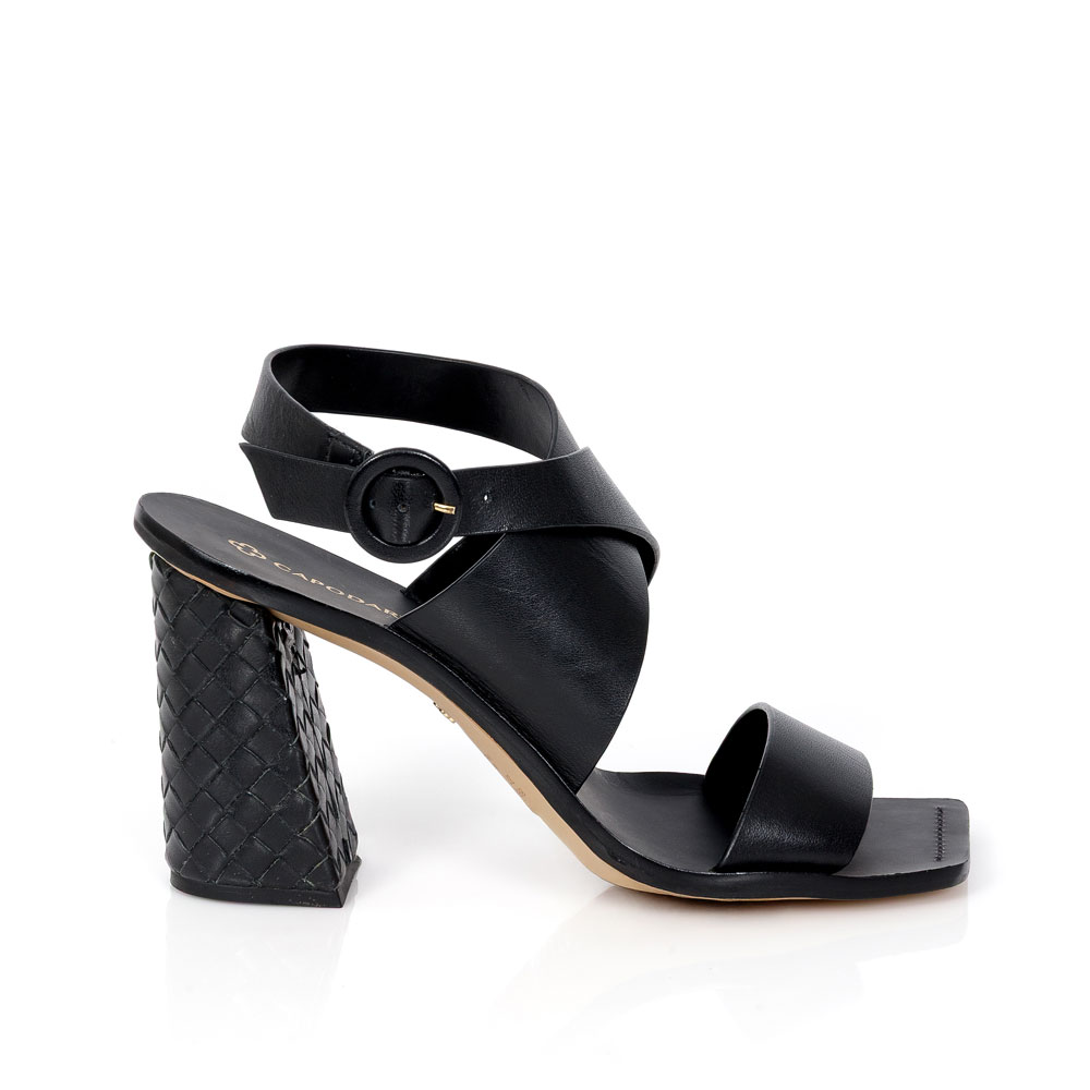 SAND&Aacute;LIA PRETA SALTO ALTO TRESS&Ecirc; DE COURO image number 0